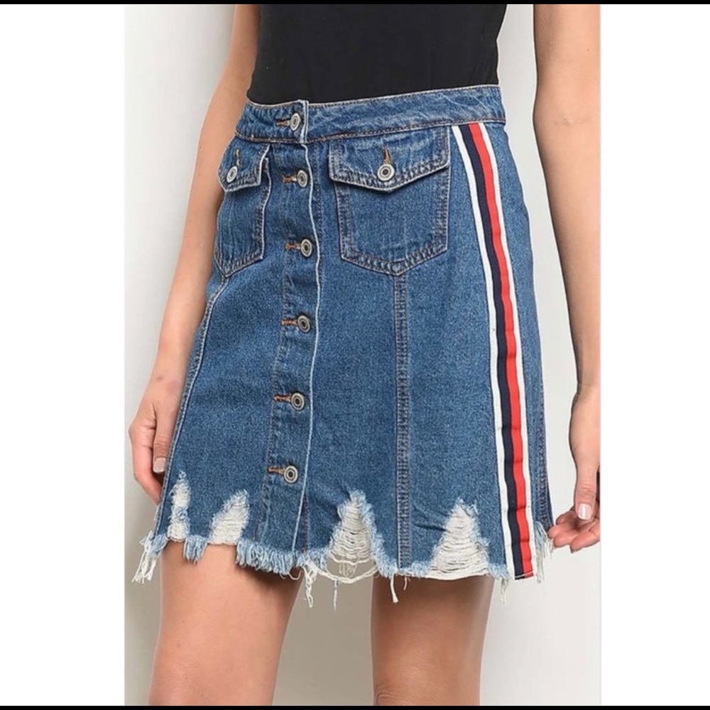 NWT Distressed Athletic Jean Skirt S